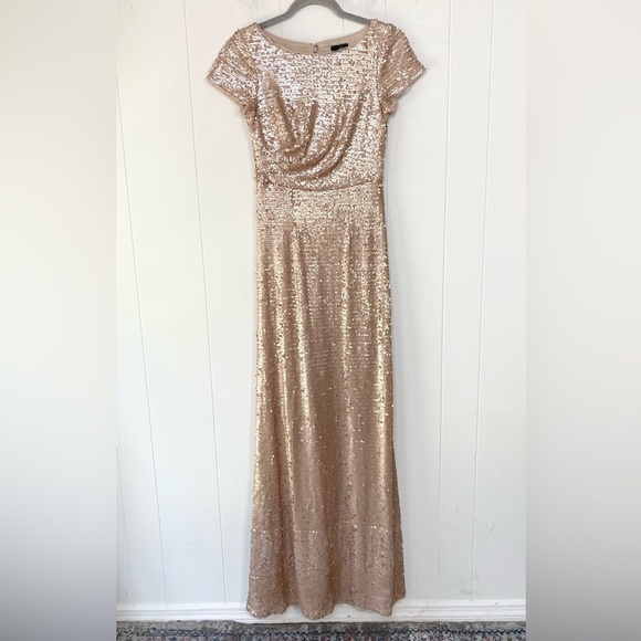 Adrianna Papell Gold Champagne Sequin Full Length Gown Size 4 Cap Sleeve Zipper - Picture 1 of 16
